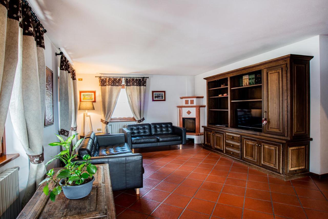 Appartamento Aldo Isolaccia Exterior photo